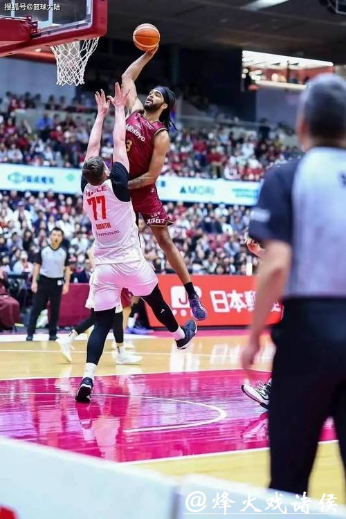 山东男篮官宣重磅引援：2米12高大中锋加盟，NBA落选秀盖帽王来袭